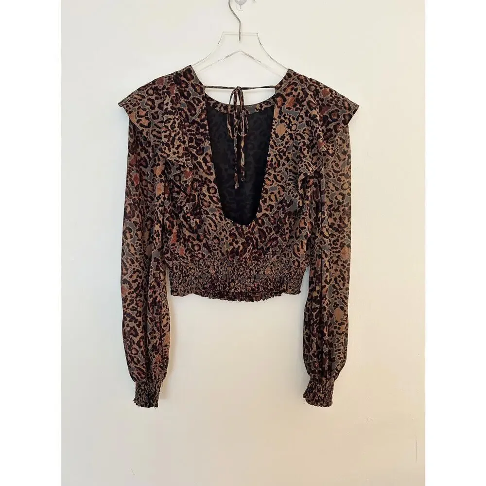 AllSaints Elodie Halftone Animal Print Ruffle Crop Top - Picture 4 of 8